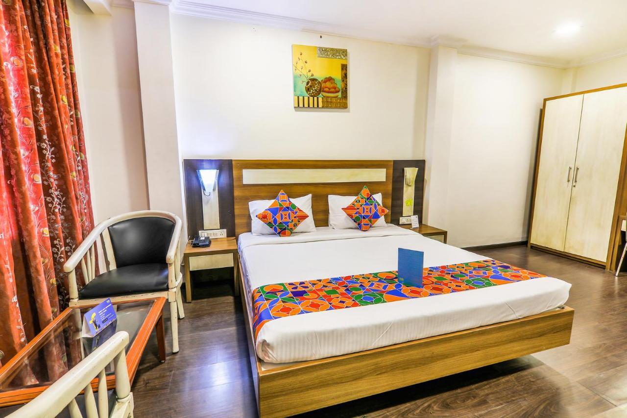 Fabhotel Royal Star Chennai Exterior foto